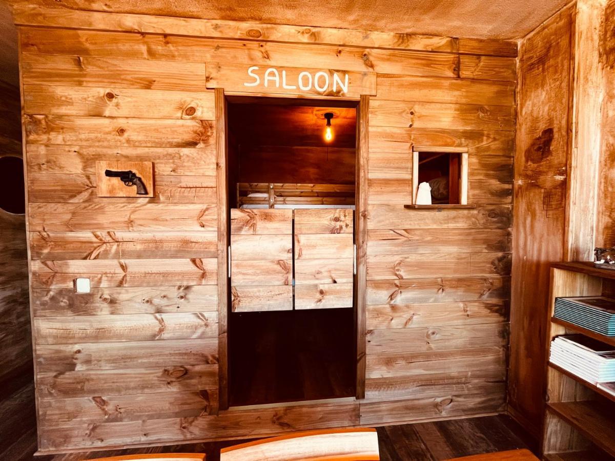 דירות San Martín de Valdeiglesias Old West House Pantano De San Juan מראה חיצוני תמונה