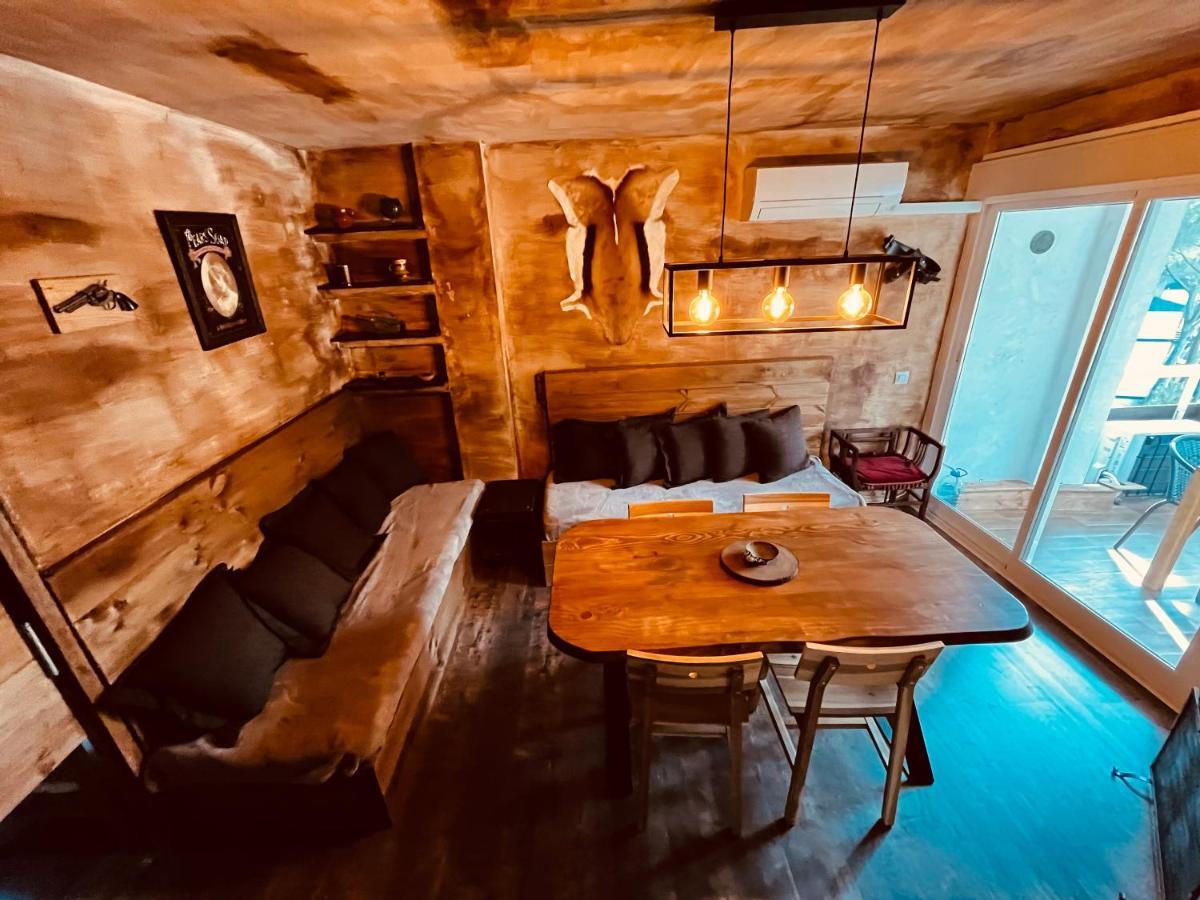 דירות San Martín de Valdeiglesias Old West House Pantano De San Juan מראה חיצוני תמונה