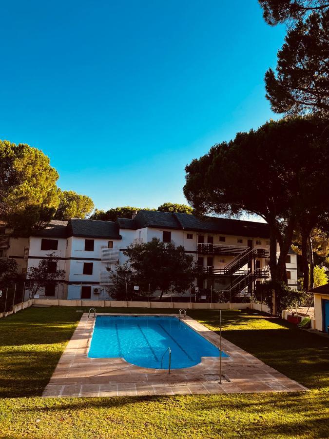 דירות San Martín de Valdeiglesias Old West House Pantano De San Juan מראה חיצוני תמונה