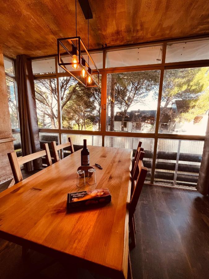 דירות San Martín de Valdeiglesias Old West House Pantano De San Juan מראה חיצוני תמונה