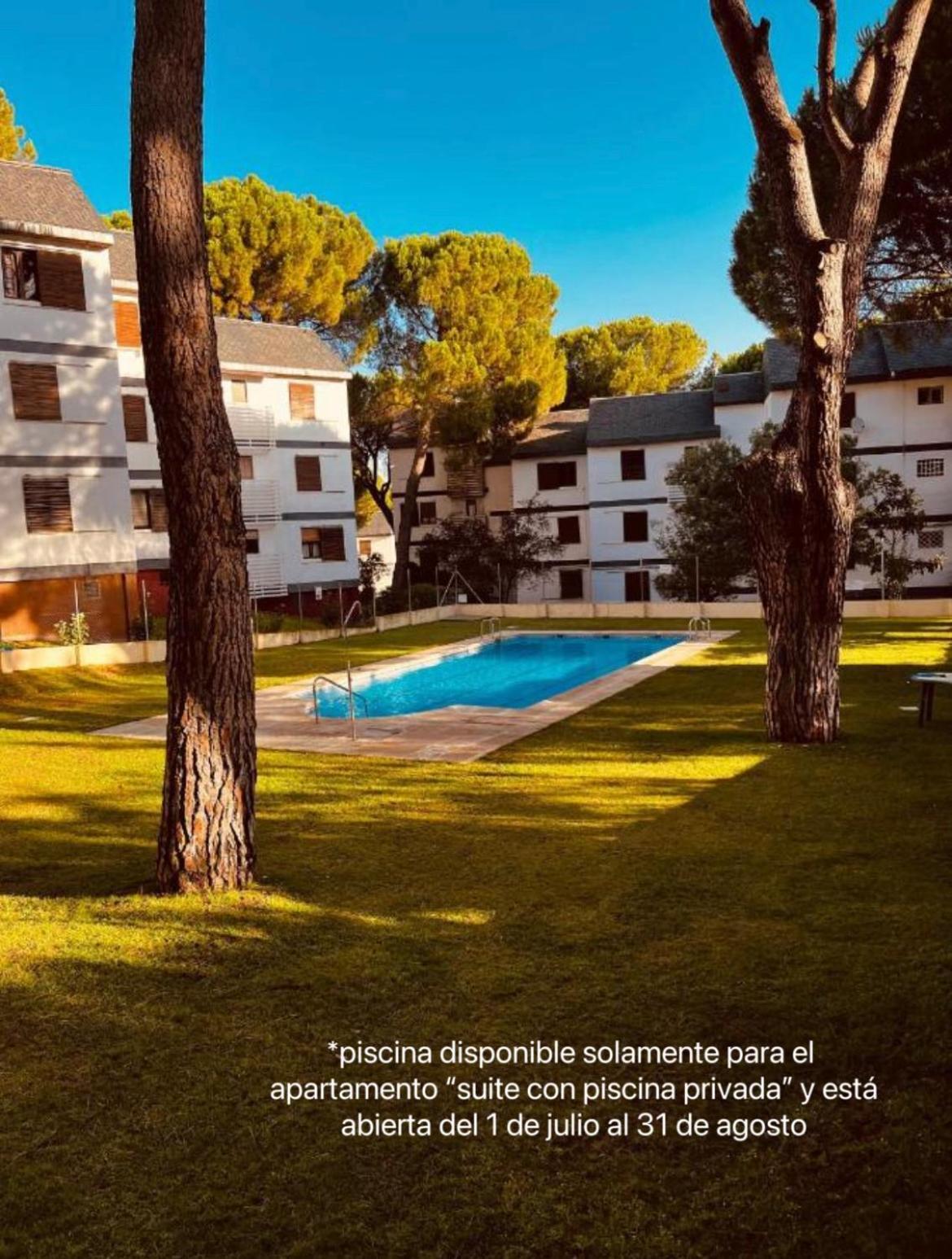 דירות San Martín de Valdeiglesias Old West House Pantano De San Juan מראה חיצוני תמונה